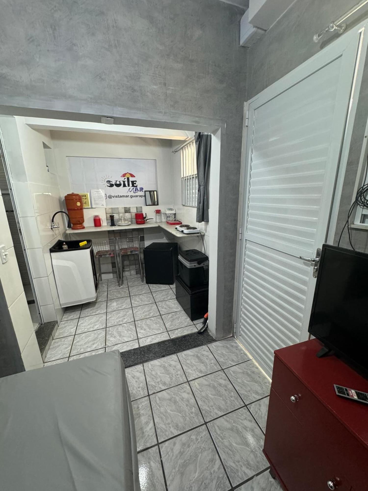 Apartment Mar: Beachfront Compact Economy With Elevator