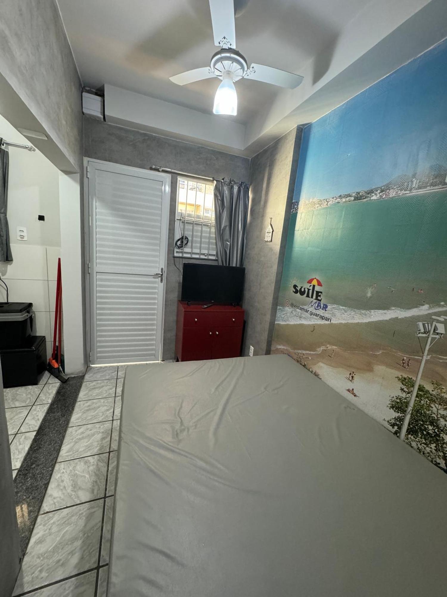 Mar: Beachfront Compact Economy With Elevator Apartment Guarapari