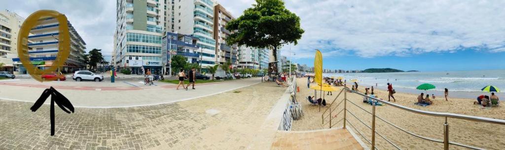 Mar: Beachfront Compact Economy With Elevator Apartment Guarapari